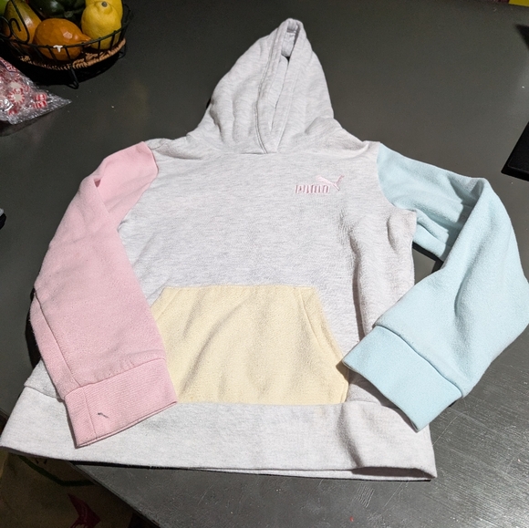 Puma Kids Hoodie - Pink, Blue, Yellow Size S (7-8) Small Blemish On Sleeve - Picture 1 of 4